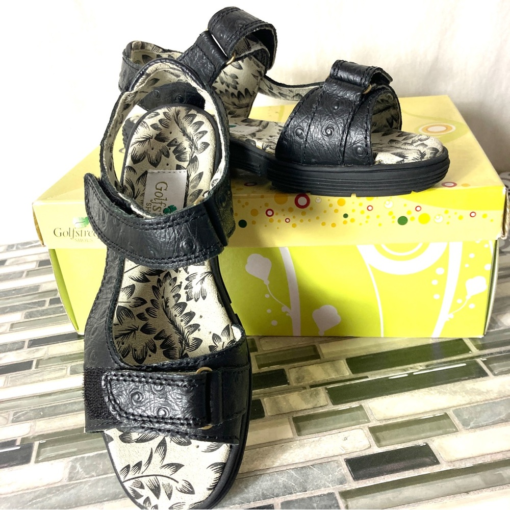 NIB…Golfstream Womens Leather Croc Golf
Sandals Size 5
